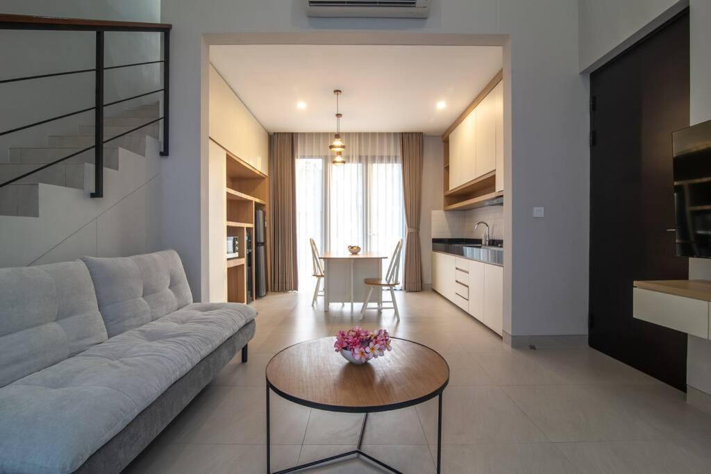 Anahata Home ตาบานัน ภายนอก รูปภาพ