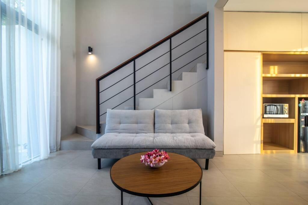 Anahata Home ตาบานัน ภายนอก รูปภาพ